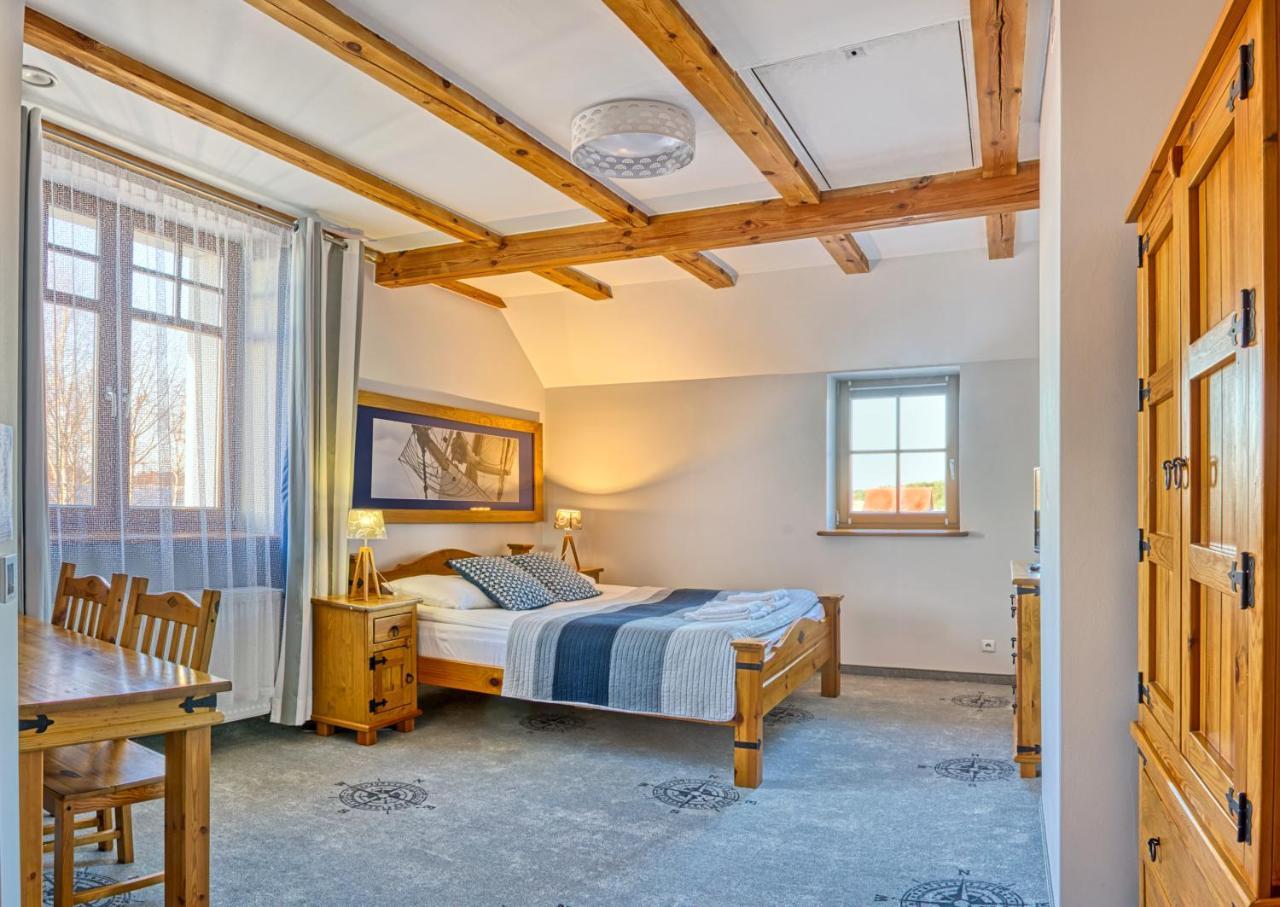 Hotel Joseph Conrad Spa & Wellness ピシュ エクステリア 写真